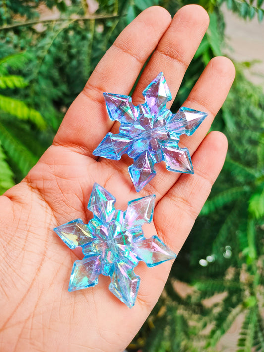 Holographic snowflake beads large