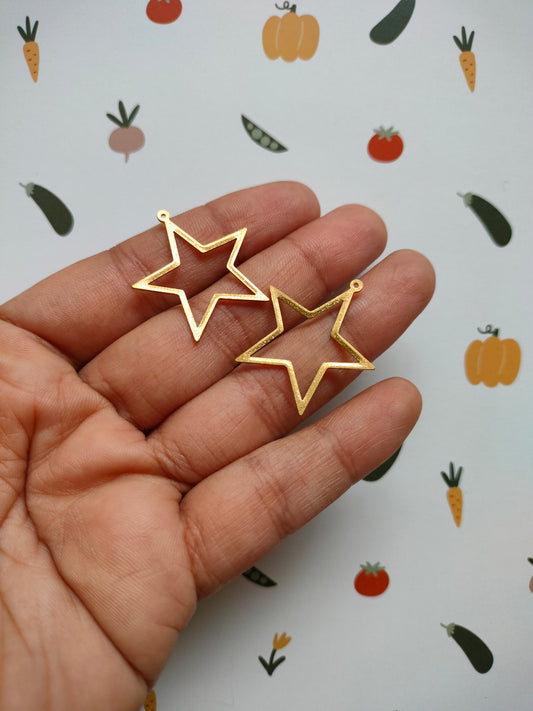 Charm Pentagon Star Brass