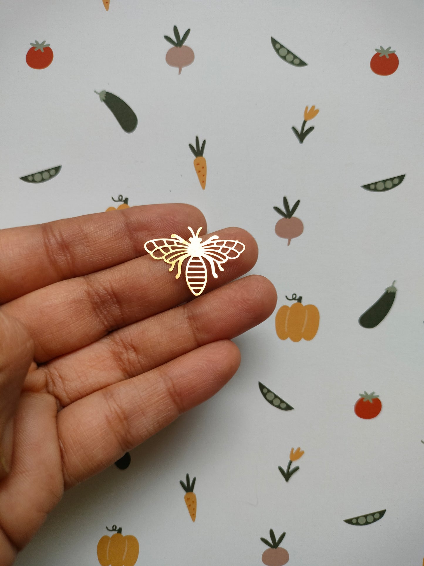 Charm HoneyBee