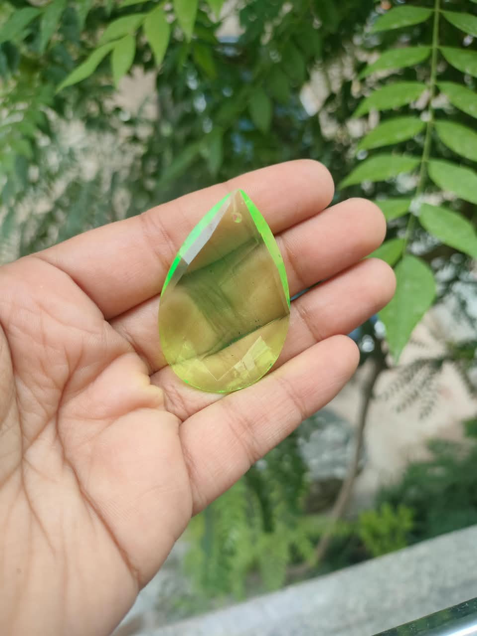 Almond Glass Crystal 50 mm | Apple Green