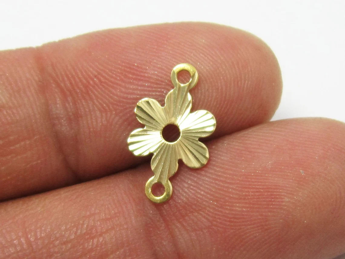 Charm Daisy